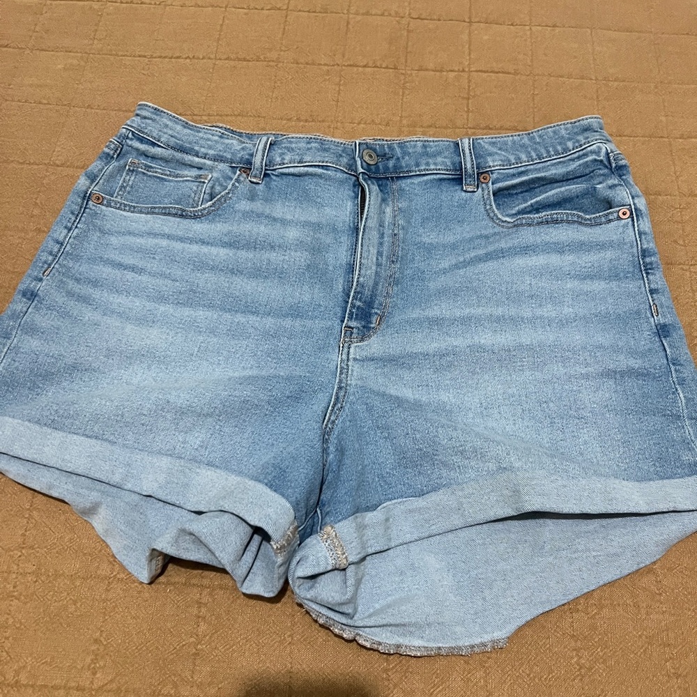 American eagle high rise shorts